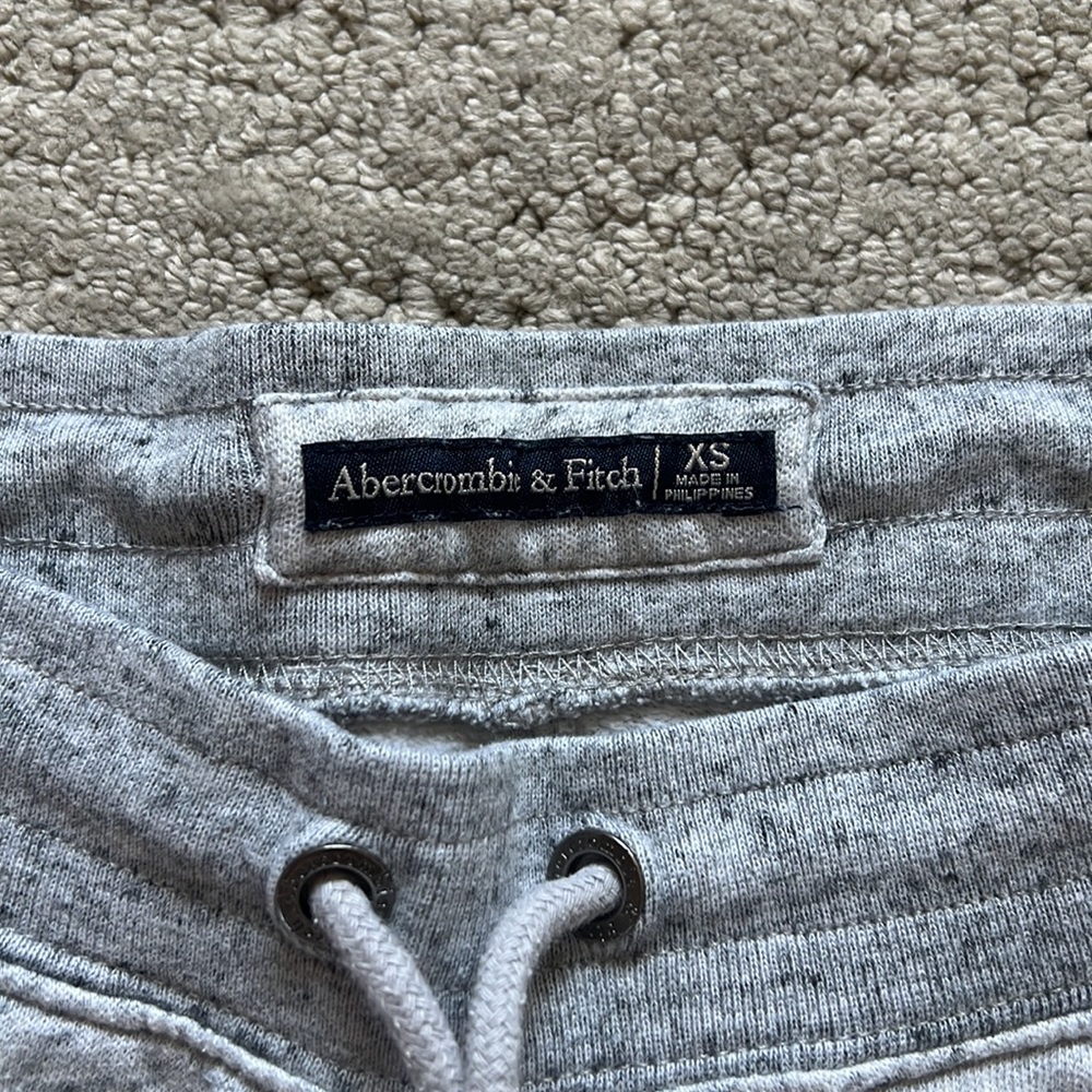 A&F Joggers - Picture 3 of 3